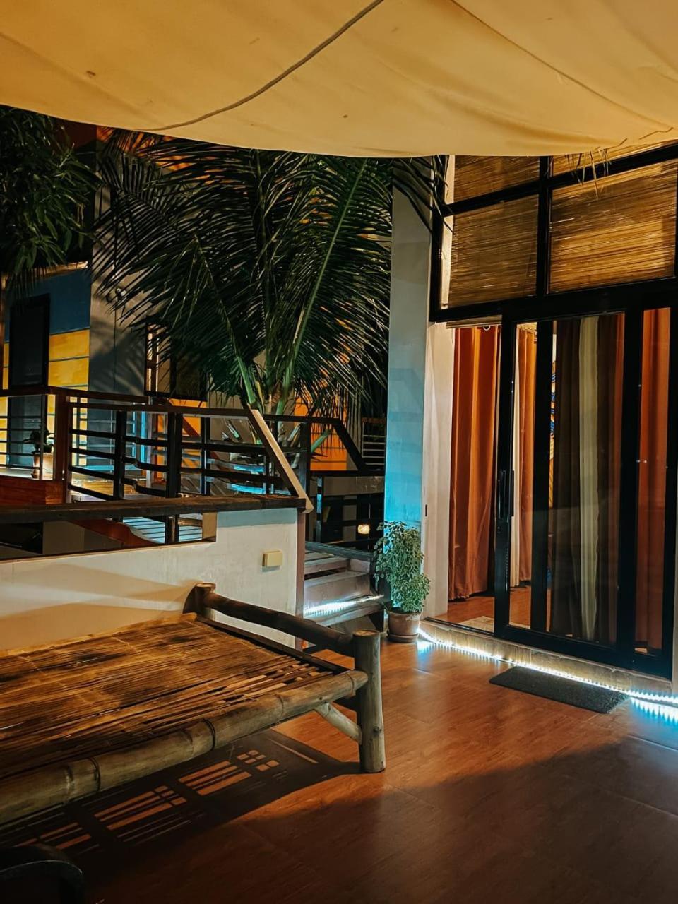 The Bistro House - Loft Unit - Vigan Apartment Ngoại thất bức ảnh